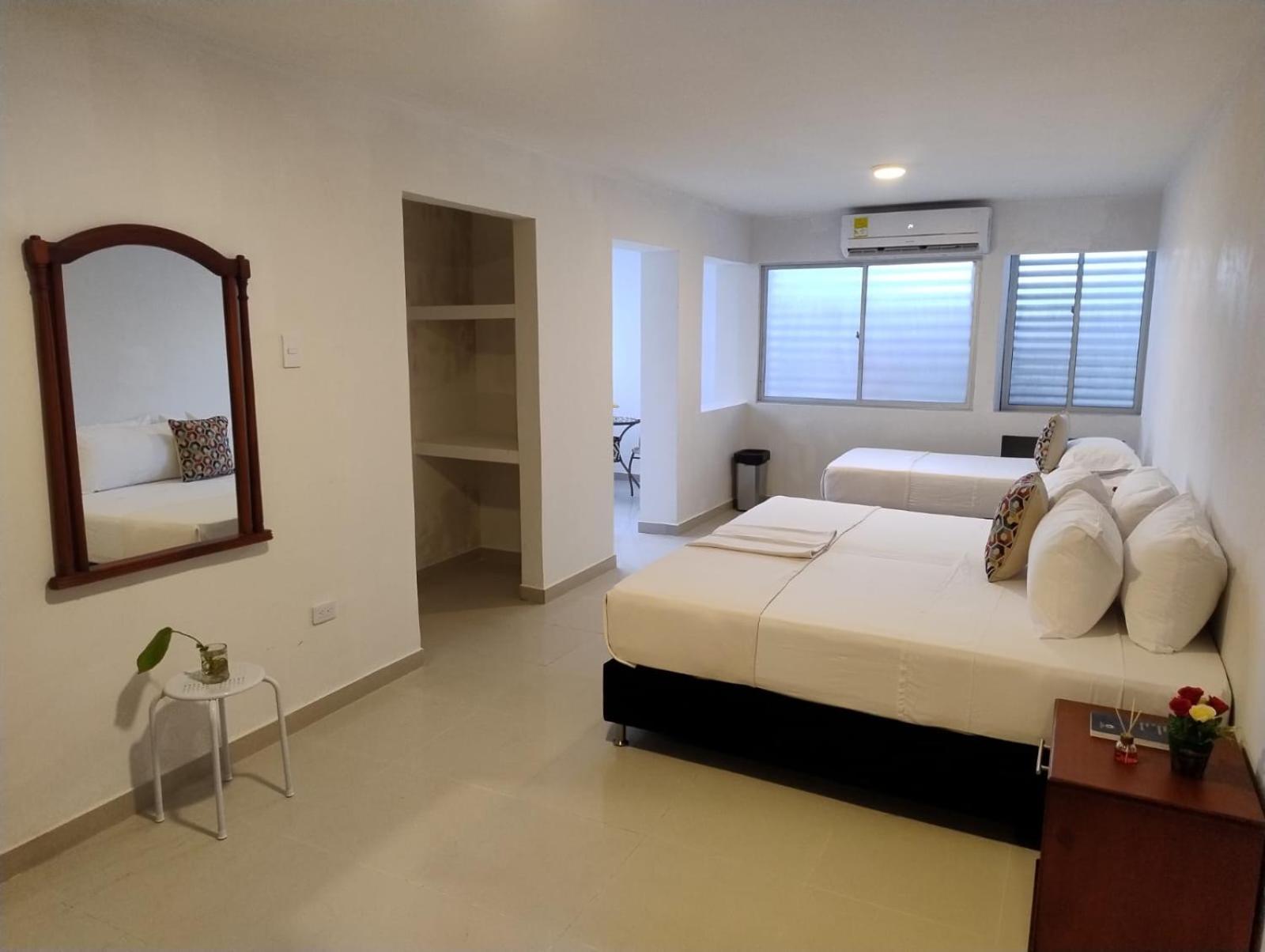 Hostel Dorado Plaza Getsemani Cartagena Kültér fotó